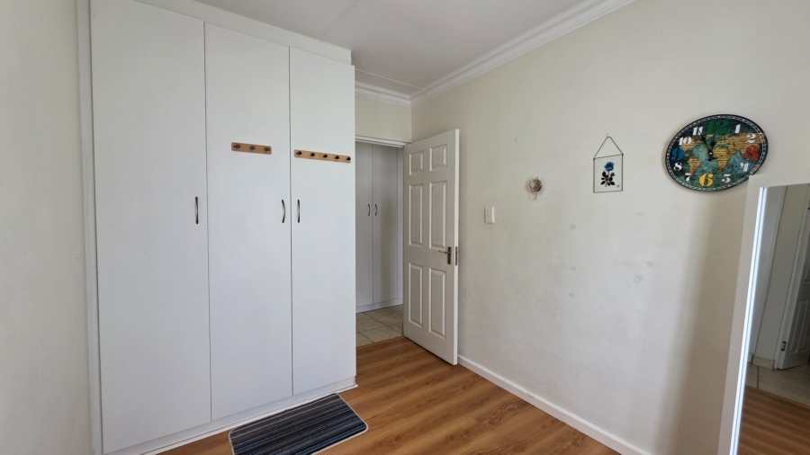 3 Bedroom Property for Sale in Fraaiuitsig Western Cape